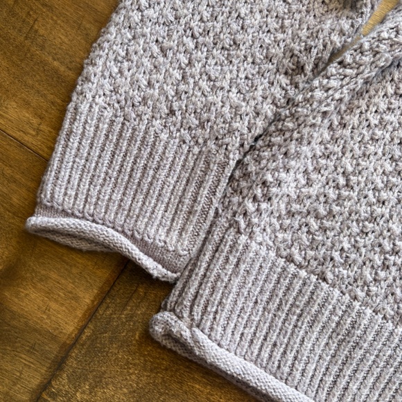 Women’s Light Purple Crewneck Sweater - Picture 3 of 3